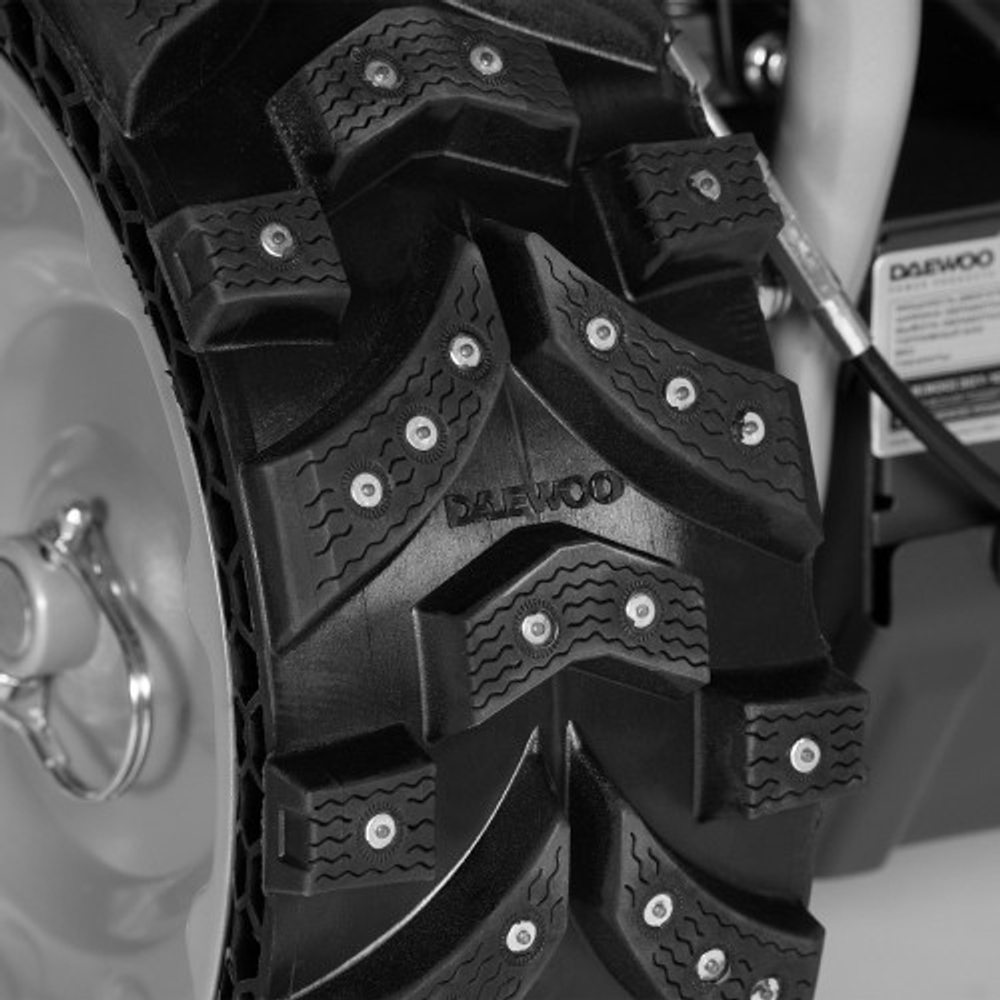 Снегоуборщик бензиновый 6 скоростей вперед/2 назад с электрозапуском DAEWOO S 7565