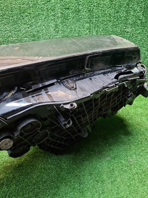 Фара левая BMW 7er G70 (2022-н.в.) LED