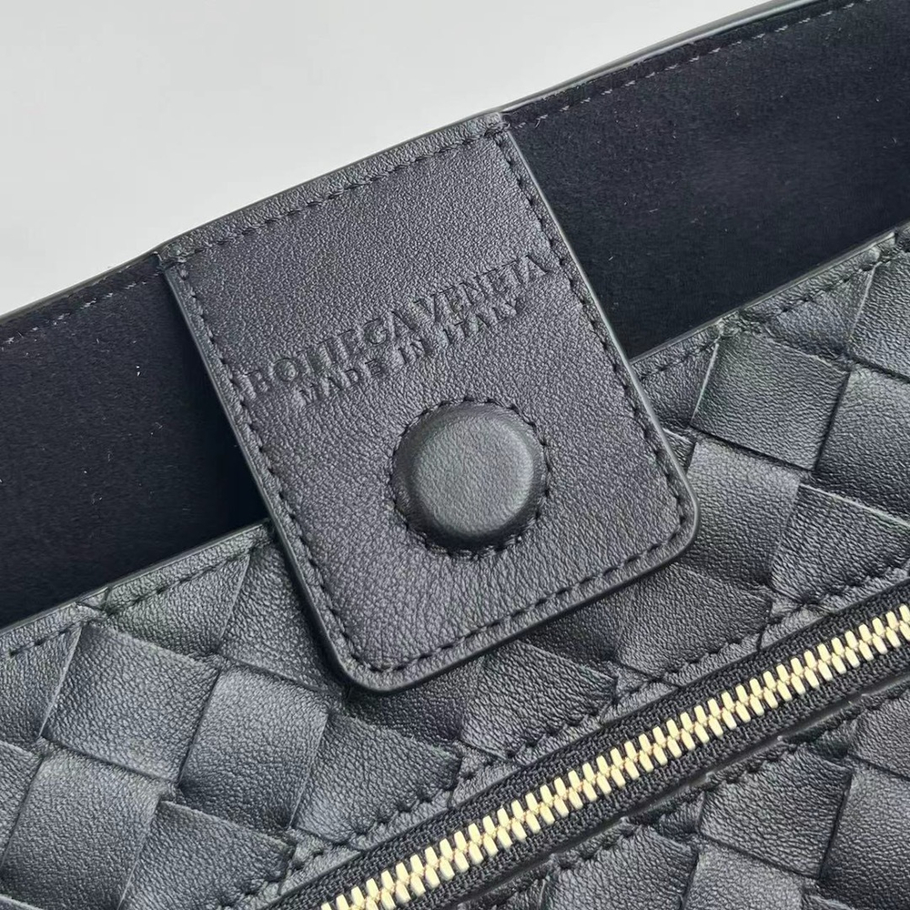 Bottega Veneta Large Andiamo 42 cm