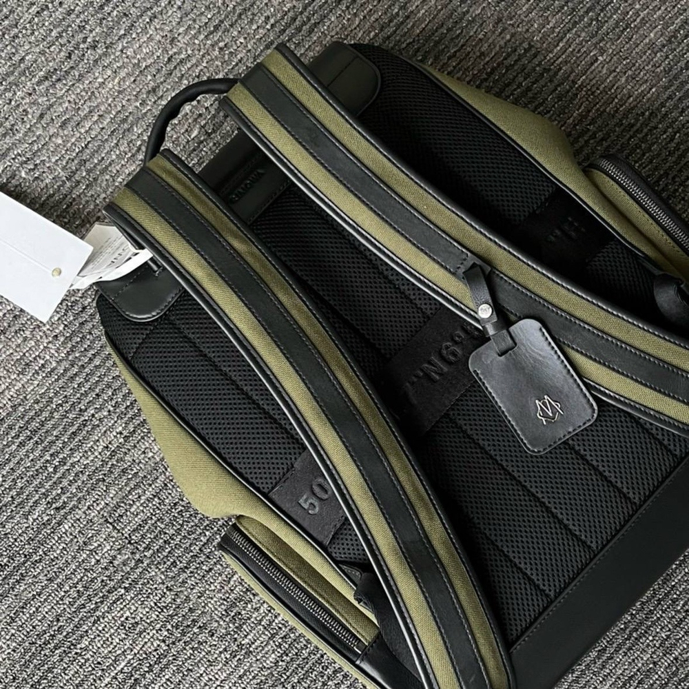 Рюкзак Rimowa
