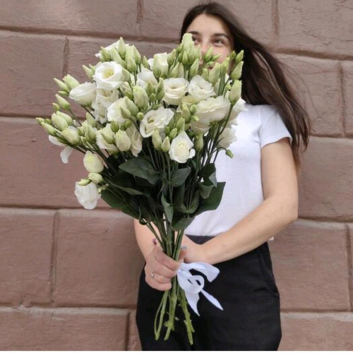 Букет без упаковки из Эустомы