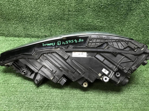Фара правая Audi Q8 (2018-2023) LED