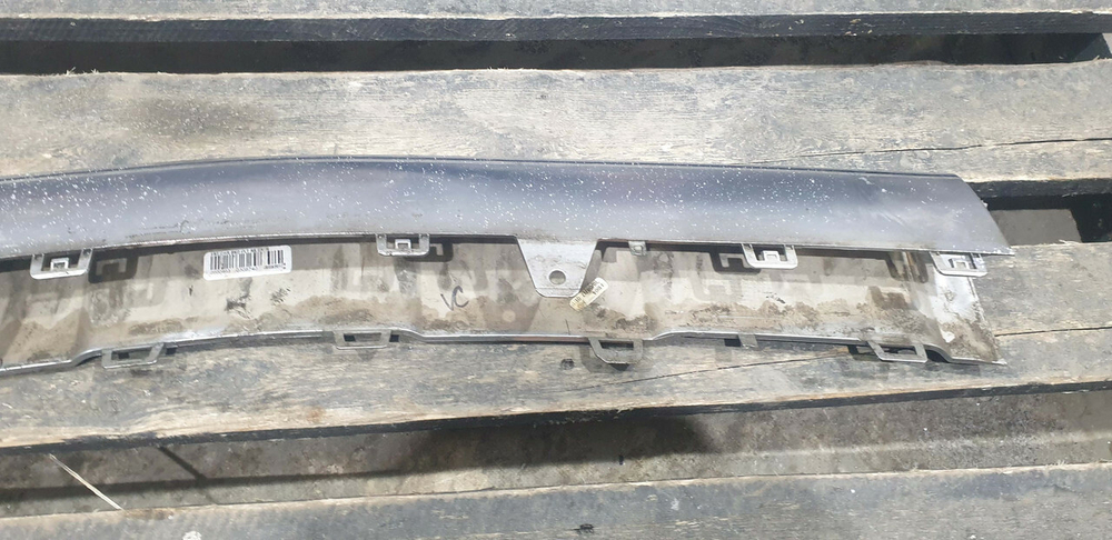 Накладка переднего бампера Mercedes GLE (C292) 15-19 Б/У Оригинал A2928852200