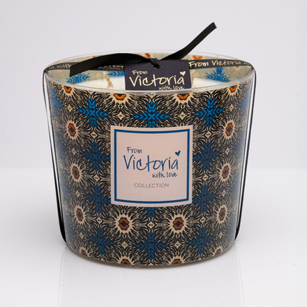 Свеча ароматическая 1.8кг Victoria with Love Bouche blue