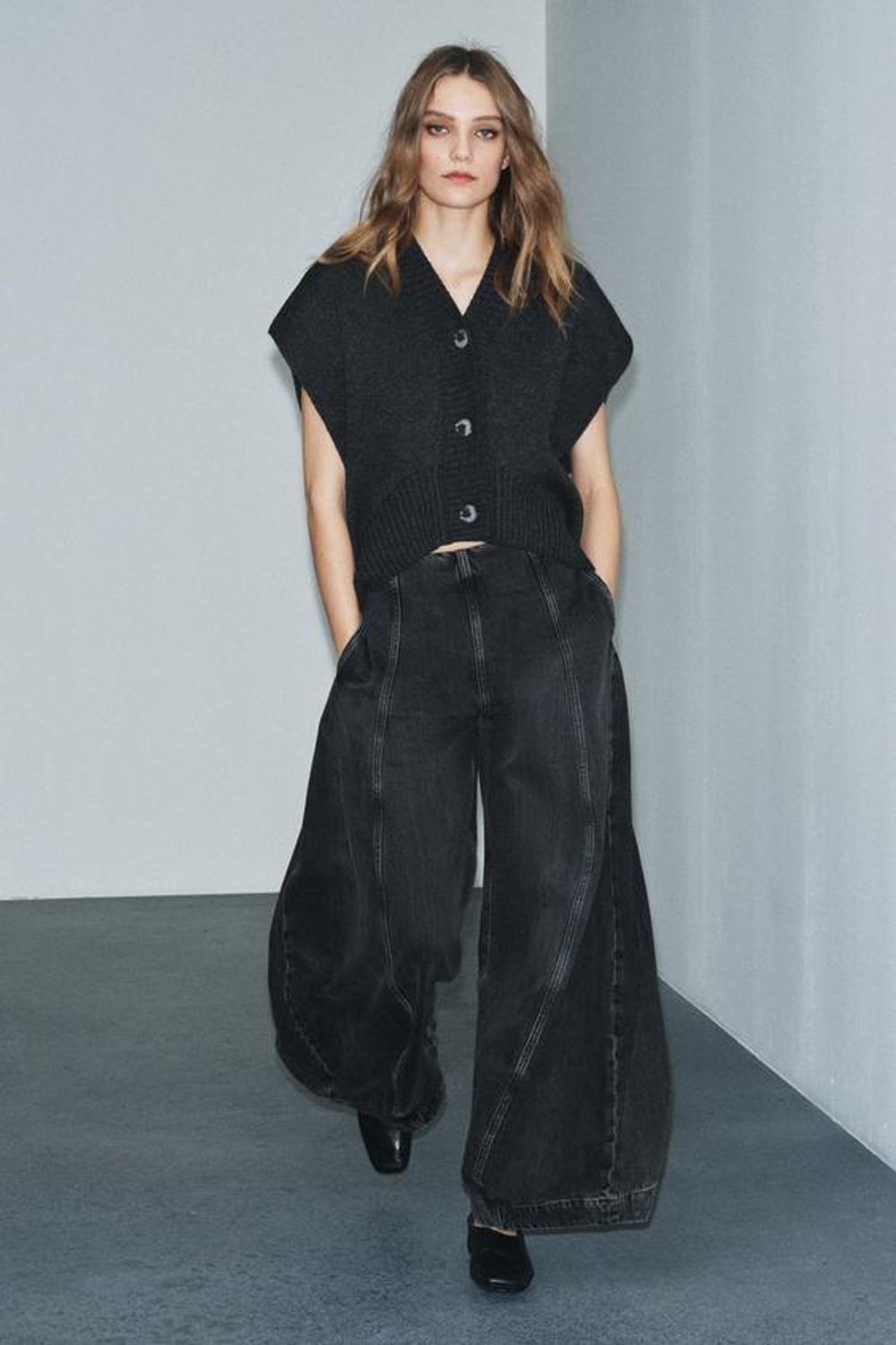 ZARA ДЖИНСЫ BALLOON С ВЫСОКОЙ ПОСАДКОЙ — ZW COLLECTION, СЕРЫЙ