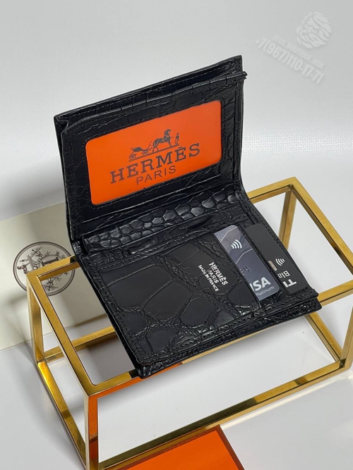 Кошелёк Hermes из кожи крокодила