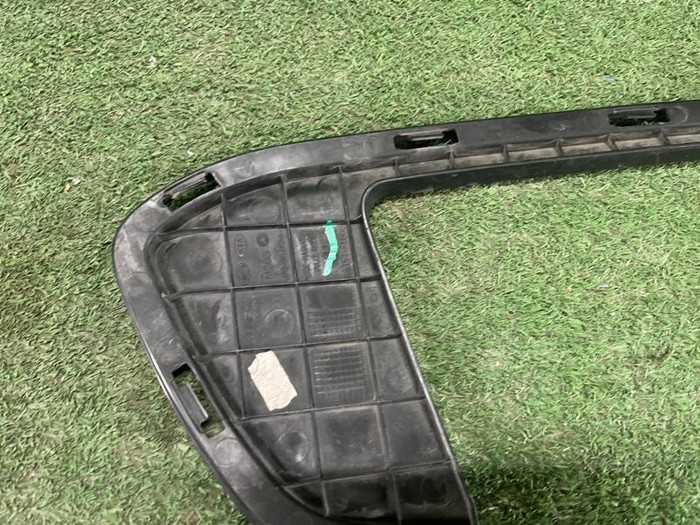 Накладка решетки радиатора левая Kia Sportage 4 QL (2018-2022)