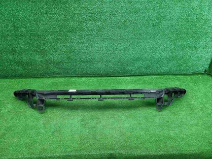 Кронштейн переднего бампера Mercedes E W213 16-21