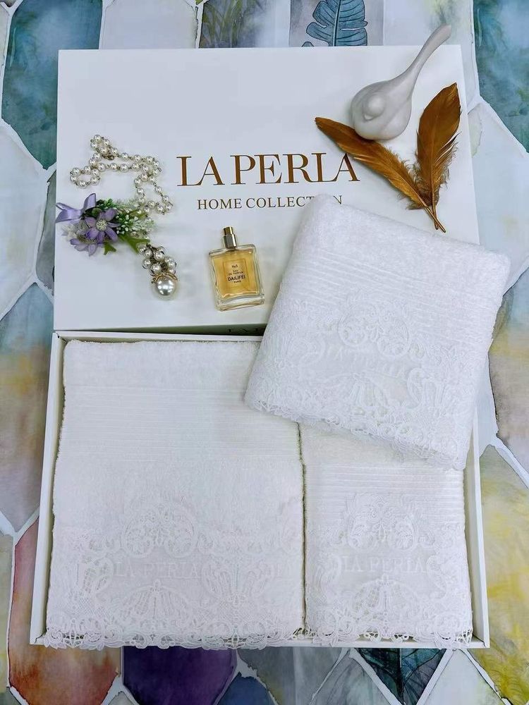 Скатерть La Perla 150x220 см