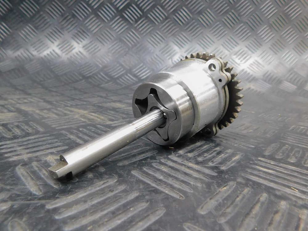 Насос масляный Kawasaki ZZR 400 98 052975