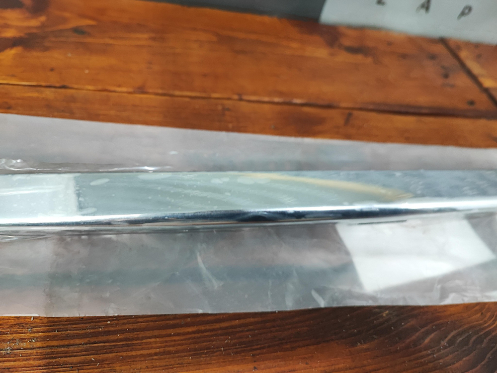 Молдинг переднего бампера Kia Sportage 3 10-16 Новый 865824T000