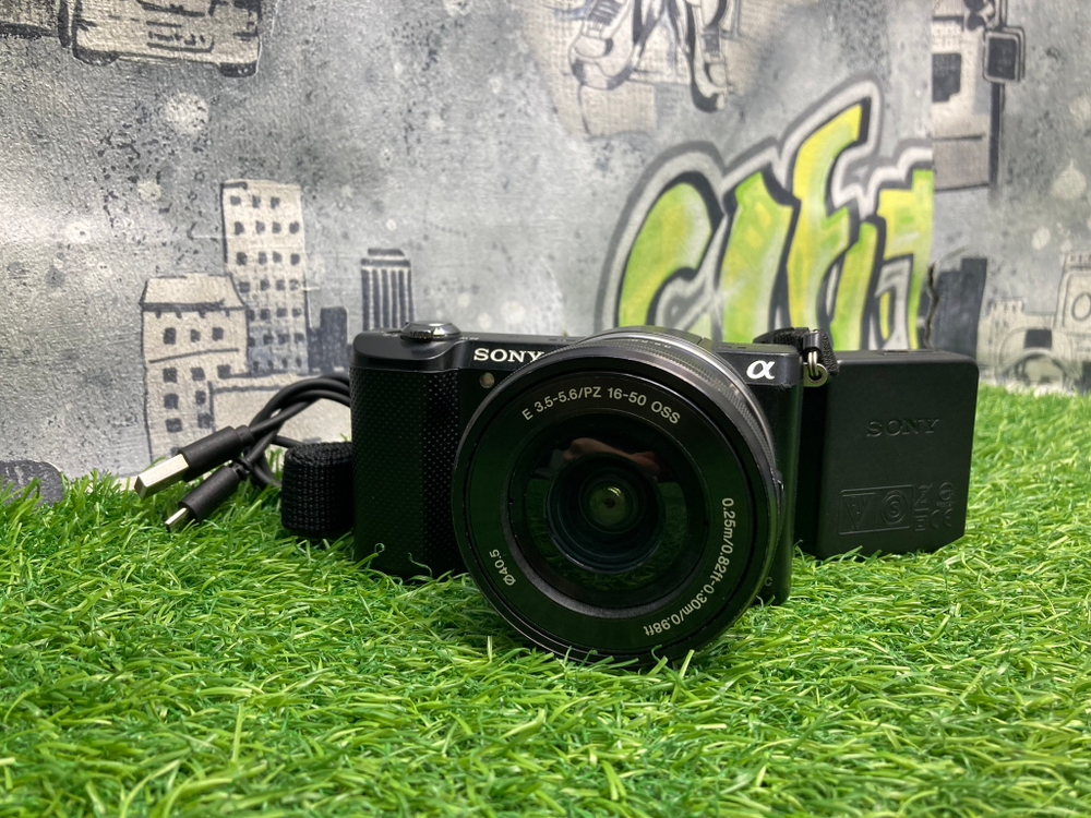 Sony A5000 kit E PZ 16–50mm