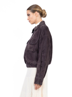 Женская кожаная куртка-бомбер тёмно-коричневая с карманами