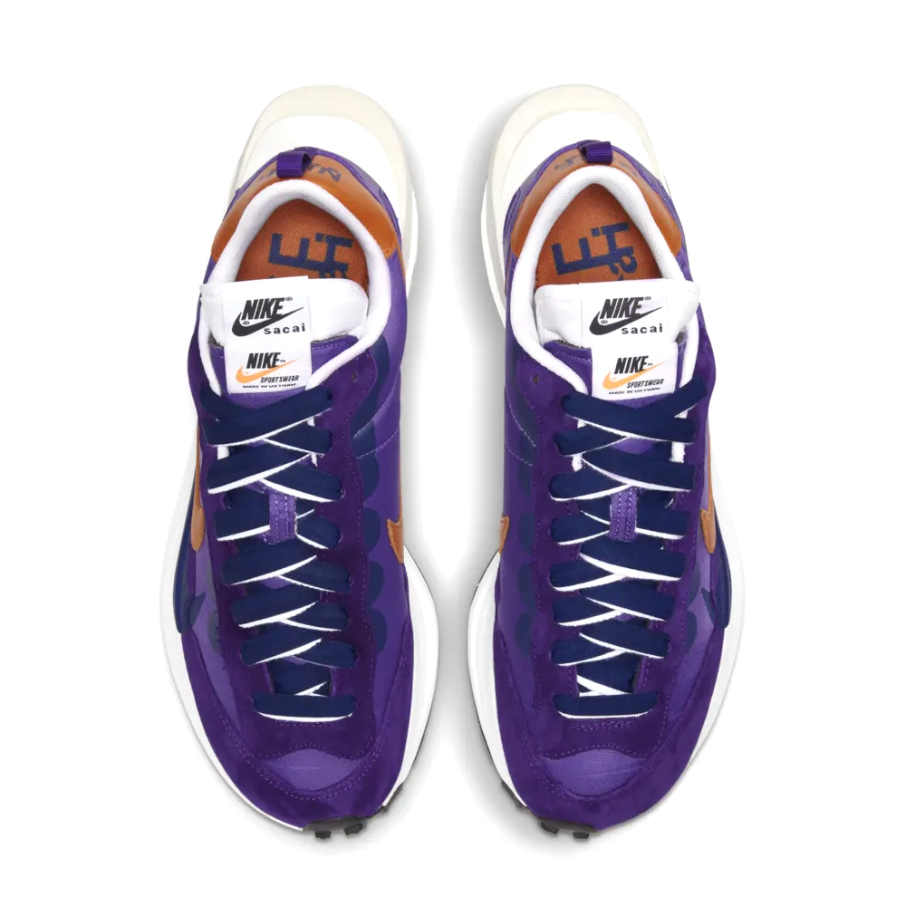 Nike sacai purple top
