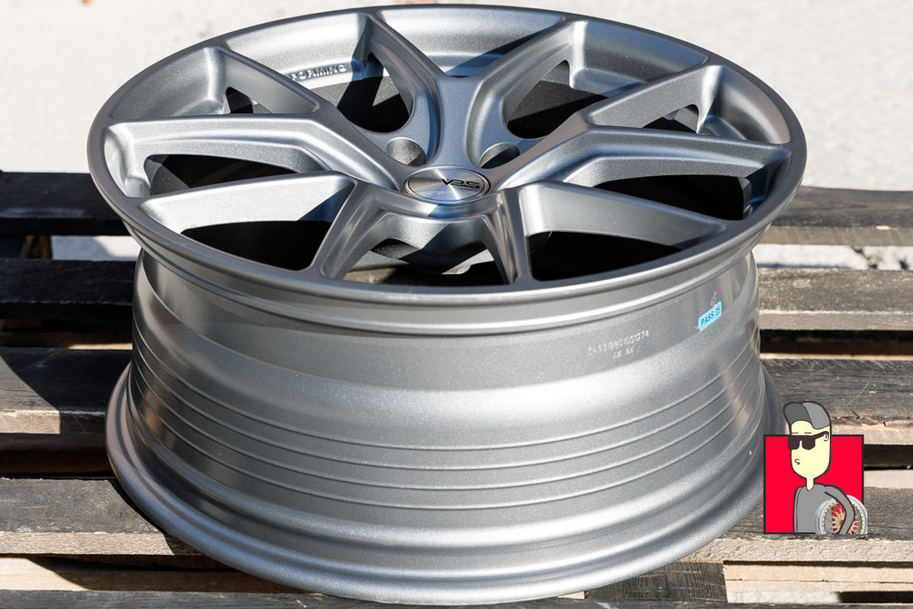 Комплект дисков Vossen 453 FlowForm 18x8 et38 5x114.3