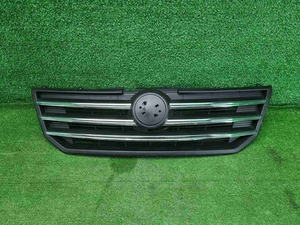 Решетка радиатора DongFeng 580 (2016-н.в.)