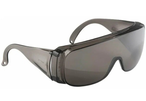 Очки защитные затемненные