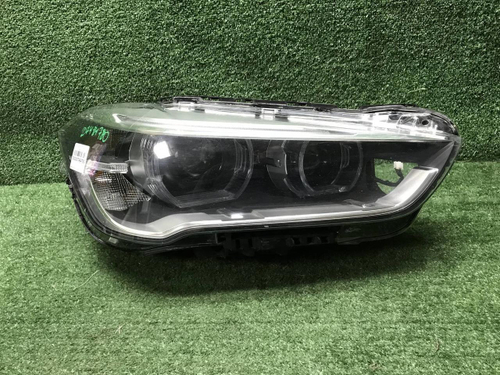 Битая Фара правая BMW X1 F48 (2015-2019) LED
