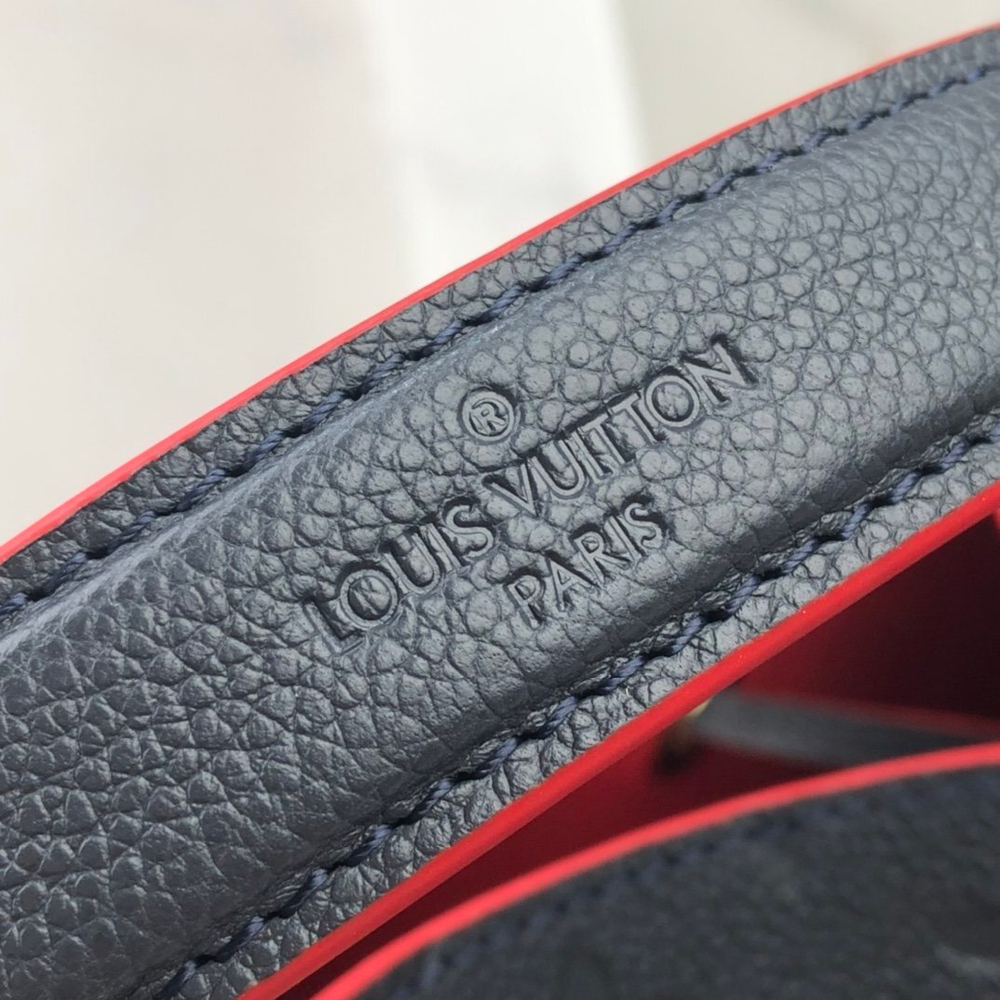 Louis Vuitton NeoNoe MM