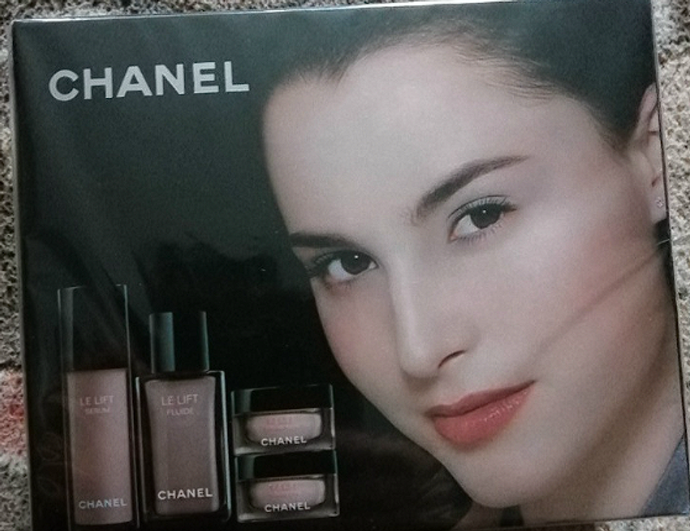Набор 4 в1 антивозрастной Chanel Le Lift