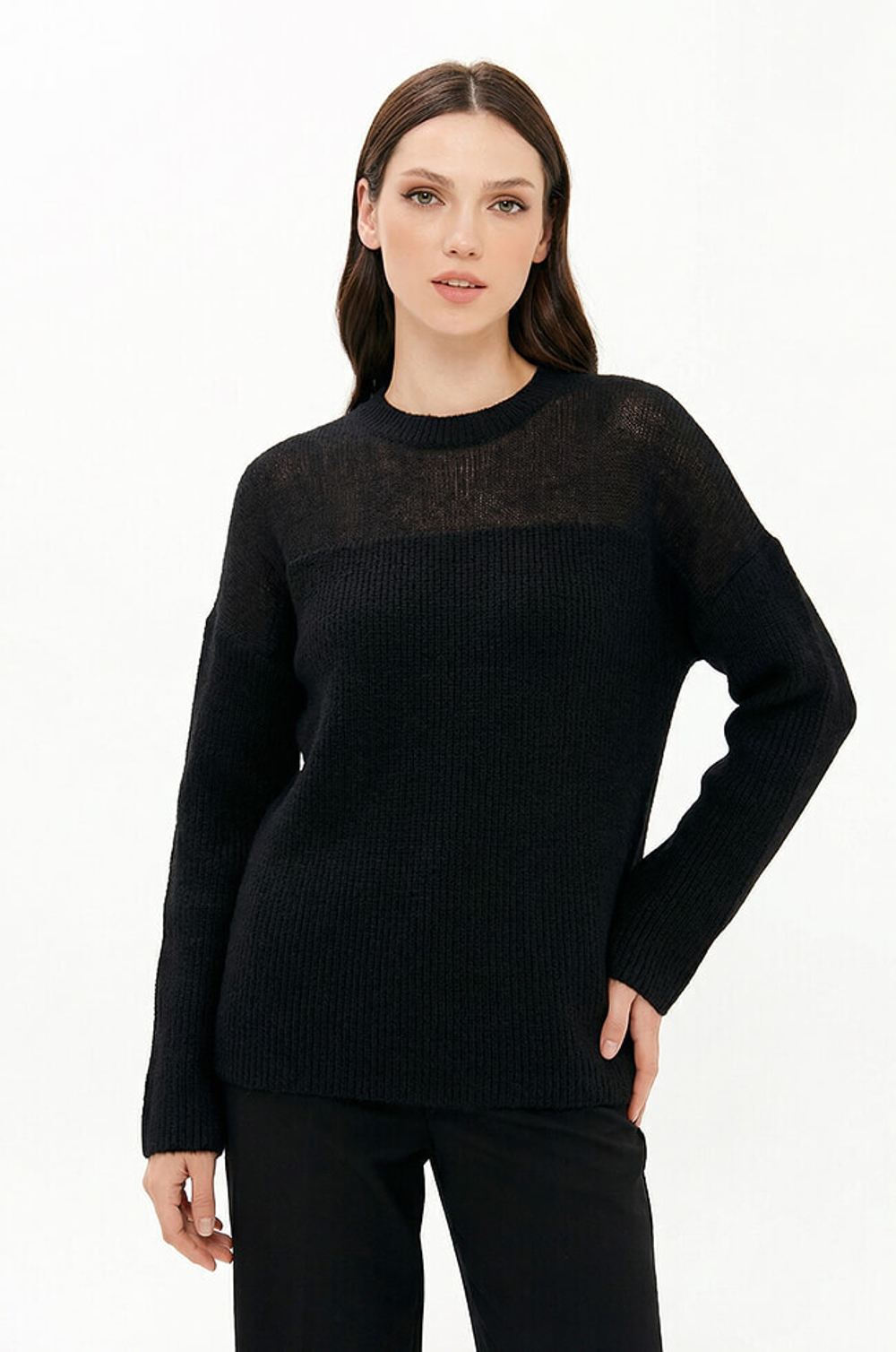 23433 Свитер женский (черный)