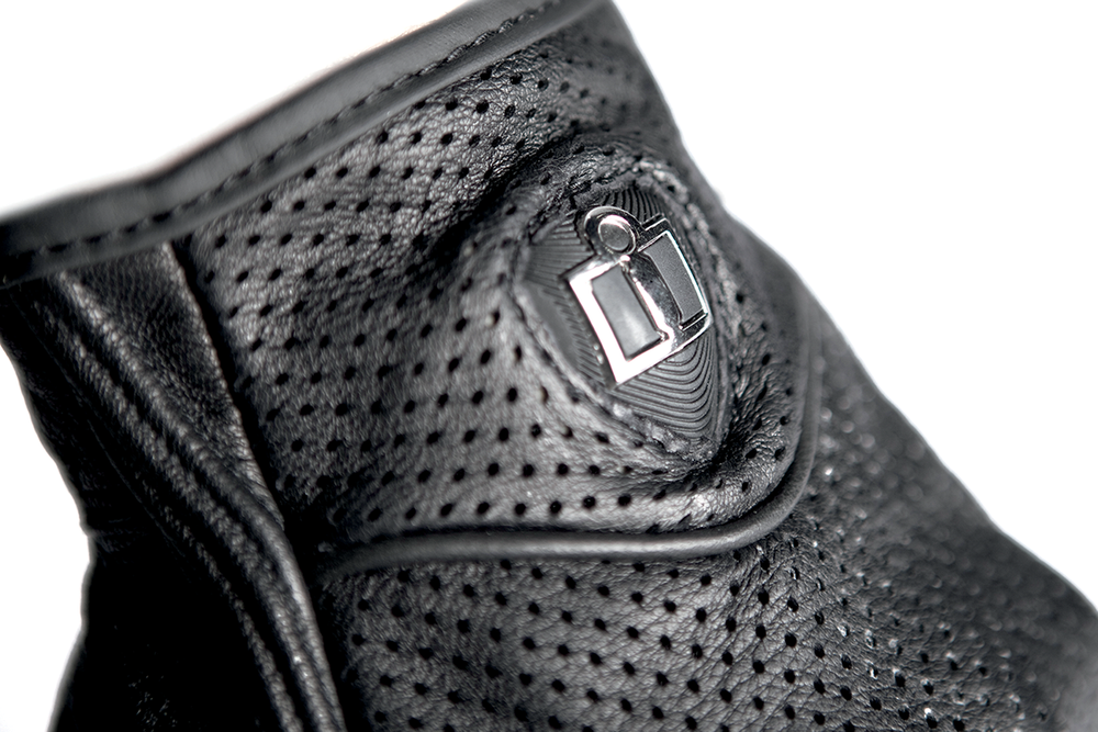 Мотоперчатки - ICON PURSUIT TOUSHSCREEN (перфорированные, черные)