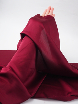 Шелк армани винный глянцевый плотность 90 г/м2 отрезом 70х50 см