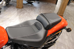 Softail Breakout 114 (FXBRS) Harley-Davidson 2020 Performance Orange