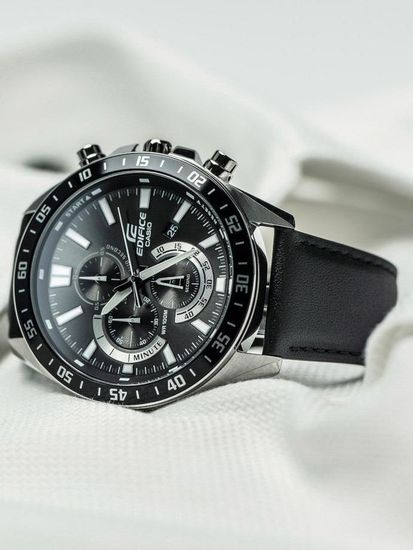 Наручные часы Casio Edifice EFV-620L-1AVUDF