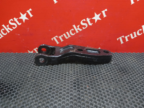 Кронштейн амортизатора переднего правый 2024г.