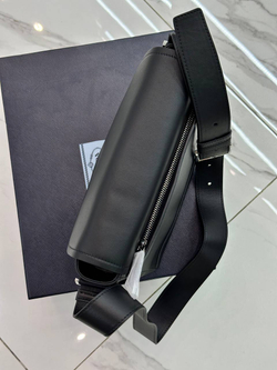 Сумка-мессенджер Prada