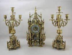 Bello De Bronze Часы Кафедрал c маятником, золото