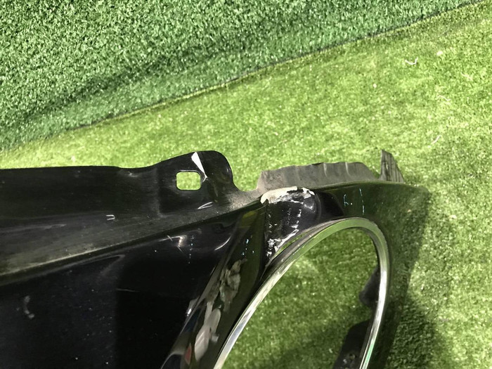 Крыло переднее правое Bentley Bentayga (2015-2020)