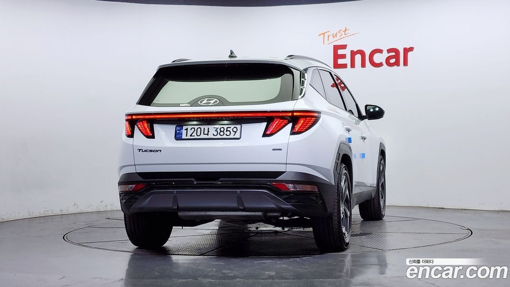 Hyundai Tucson (NX4) Бензин 1.6 Turbo 4WD (04.2023)
