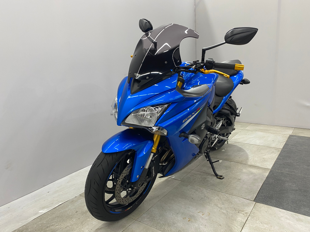 Suzuki GSX-S1000F 049278