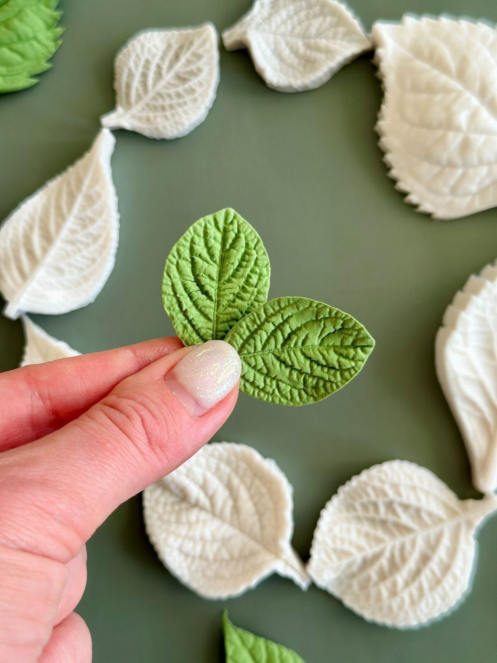 Молды силиконовые для лепки листьев Гортензии. Набор 4 вида. / универсальная форма для листьев гортензии, малины, ежевики, смородины и мяты