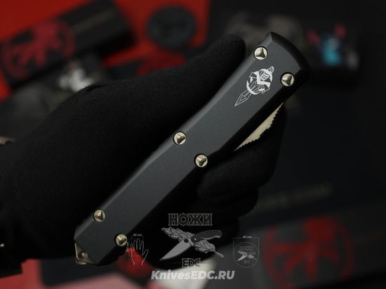 Фронтальный нож Microtech Ultratech Hellhound 119-13S с клинком из стали CTS-204Р, рукоять 6061 T-6 Aluminium