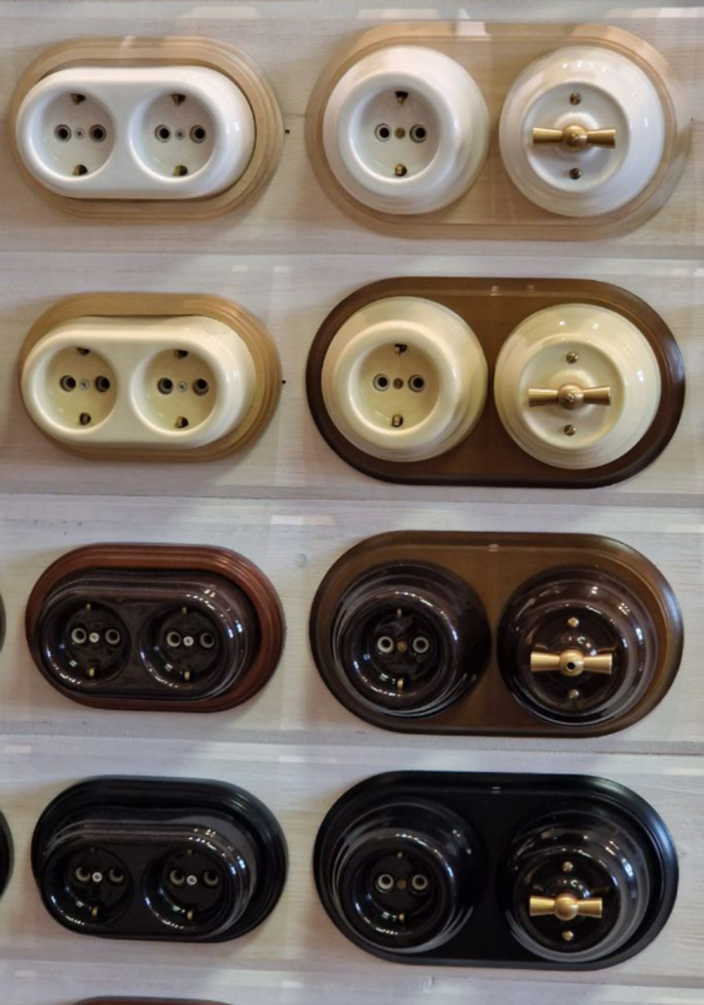 Ретро выключатель керамический Астория, белый, INTERIOR ELECTRIC ВПКАС.1/2.01 / 1 группа света, проходной