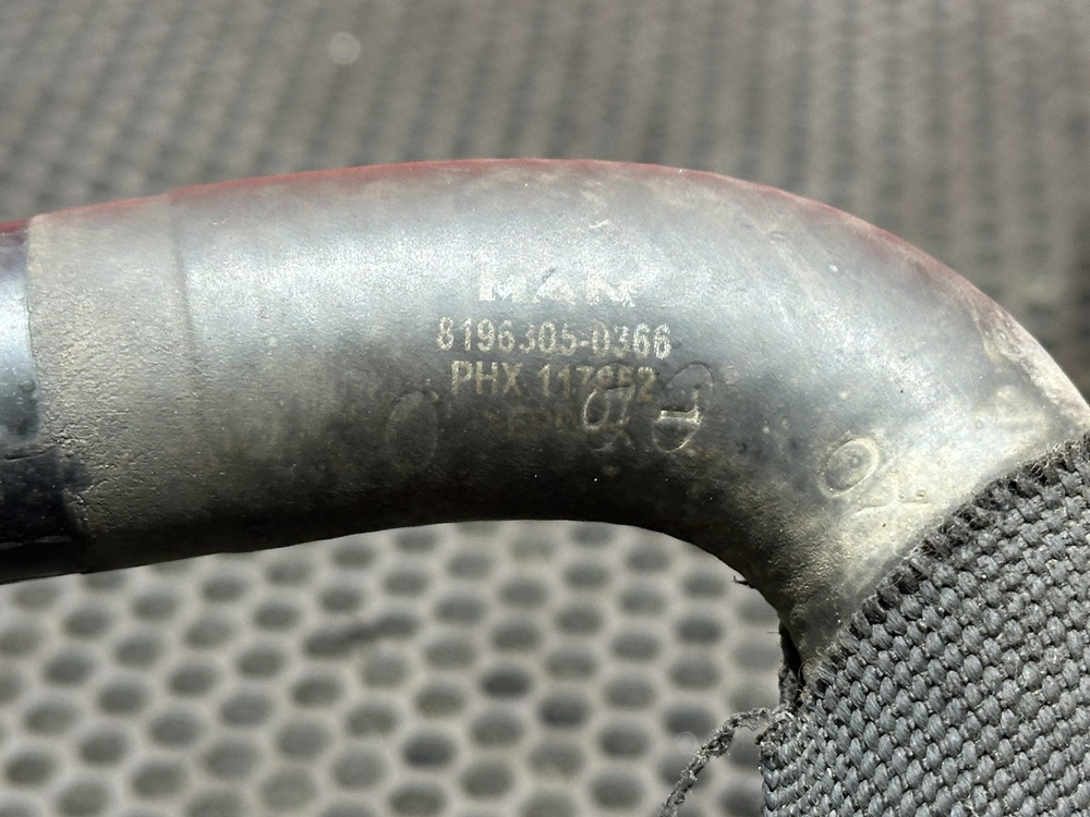 Патрубок отопителя