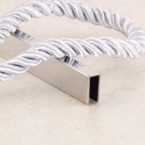 П - образный профиль из нержавеющей стали SUP051 глянец 2700 мм