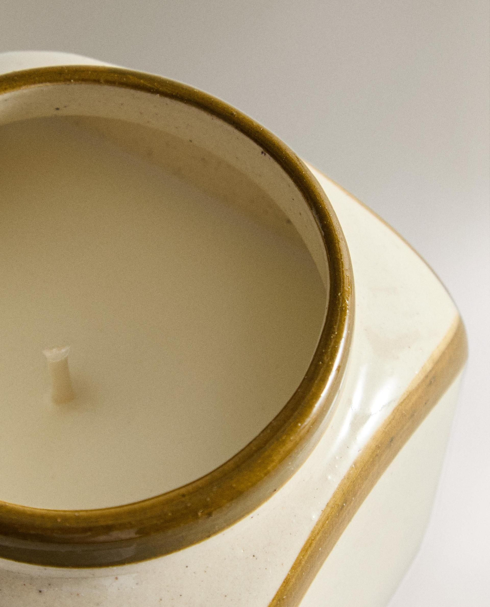 Zara Home - Ароматическая свеча орегано, 320 г