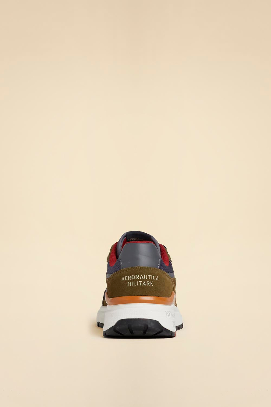 Кроссовки из натуральной кожи