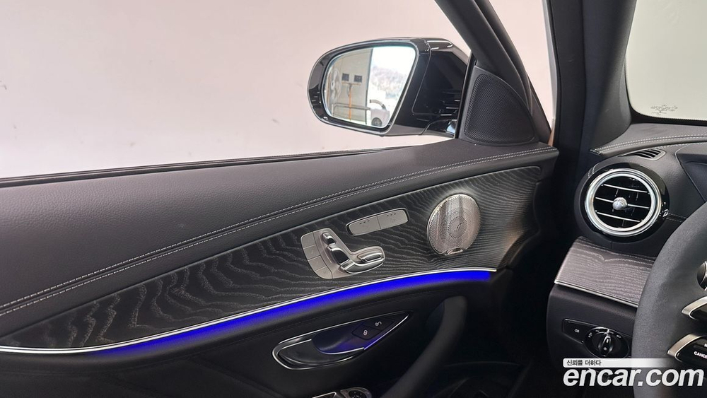 Mercedes-Benz E-Class W213 E53 AMG 4MATIC+ (10.2023)