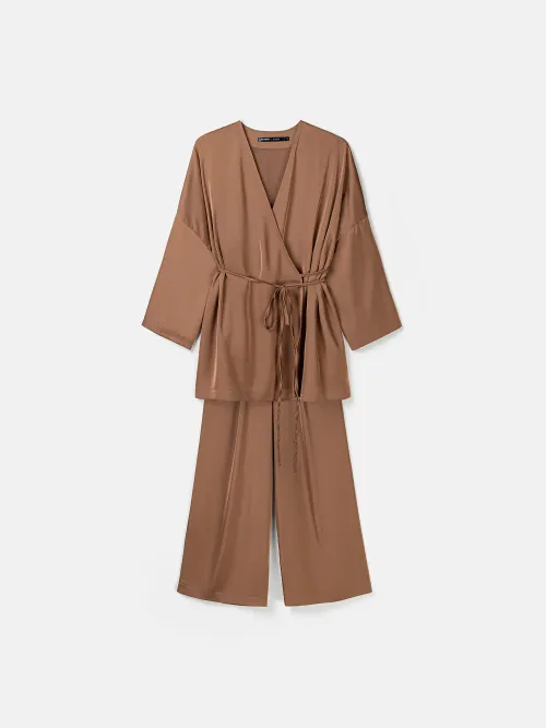 Комплект в пижамном стиле 