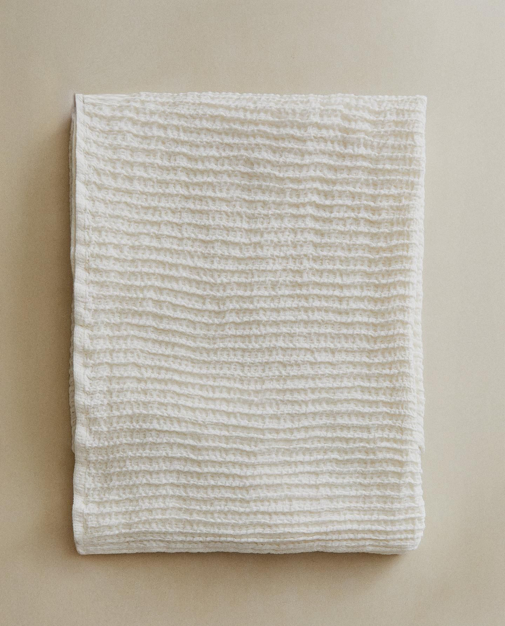 Zara Home - Банное полотенце с вафельной текстурой и гладкой бордюром, белый, 30х50 см