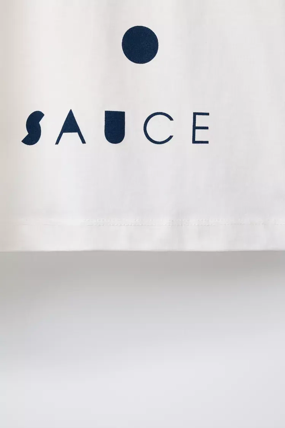 ZARA ФУТБОЛКА С КОНТРАСТНЫМ ВОРОТНИКОМ, ЭКРЮ