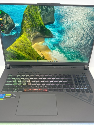 Ноутбук игровой ASUS ROG Strix G18 G814JV-N6186W (90NR0CM1-M00CH0) 18"/Intel Core i7-13650HX/RAM 16GB/SSD 1024GB/GeForce RTX 4060/2560x1600/IPS/240Hz/Windows 11/Подсветка кл-ры: RGB/Серый. Состояние: A1