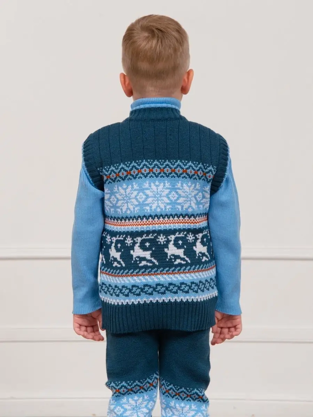 Жилет вязаный на молнии