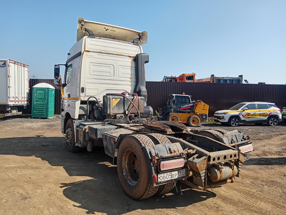 КамАЗ 5490 4x2 Седельный тягач 5490-S5 (Дизельный, 12,0 л, 401 л.с., МТ)