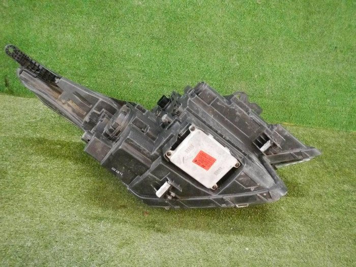 Битая Фара левая Kia Seltos (2019-н.в.) LED